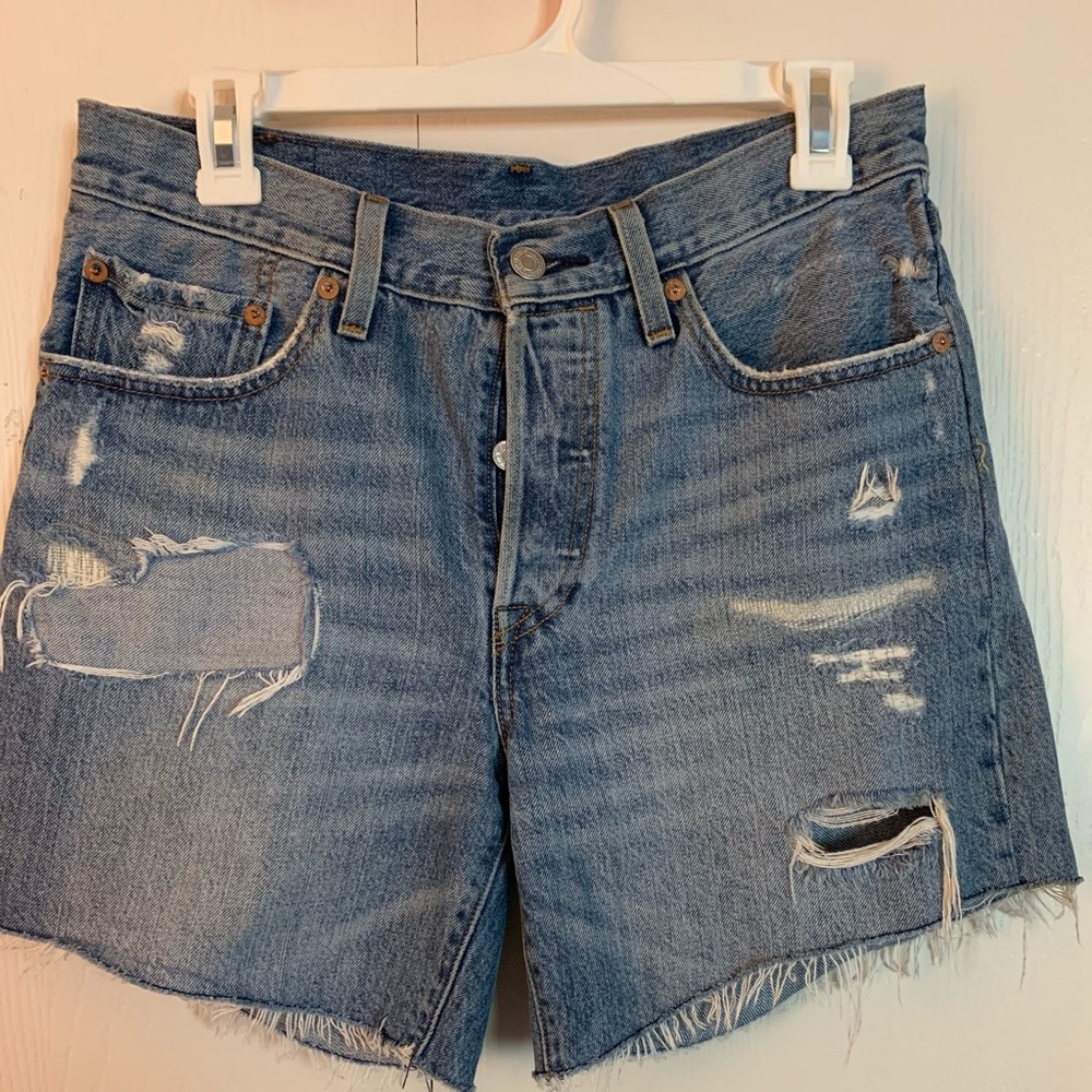 Levi’s boyfriend shorts